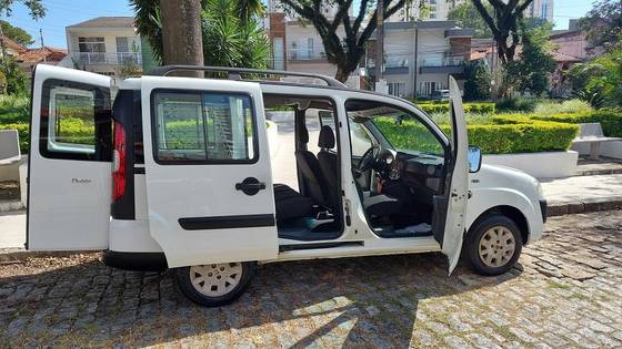 FIAT DOBLÒ 1.4 MPI ATTRACTIVE 8V FLEX 4P MANUAL
